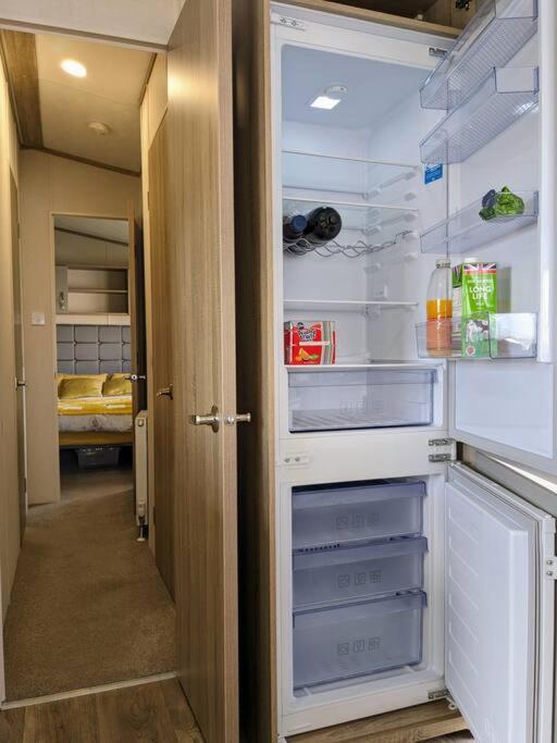 Beautiful Pet Friendly Southerness Caravan With Sea View & Decking Area Mainsriddle Luaran gambar